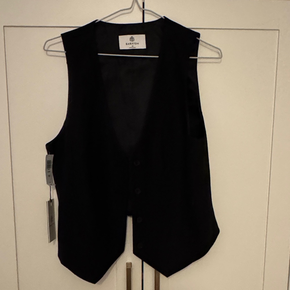 Babaton Black Sleeveless Vest